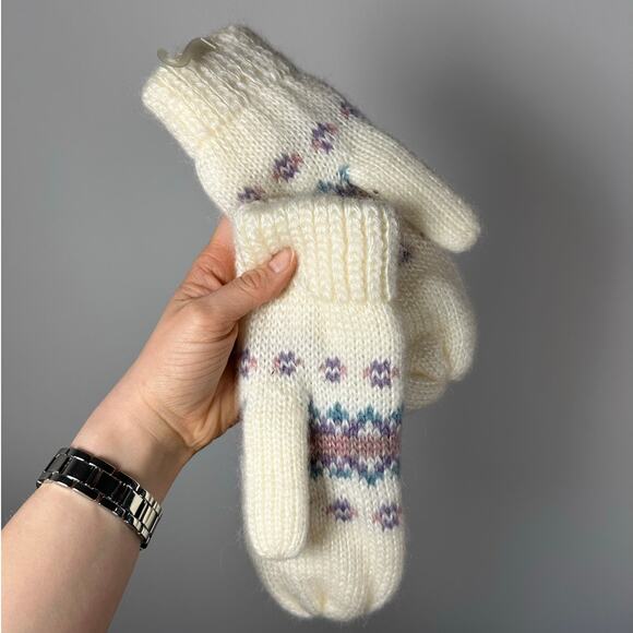 NWT Vintage Aris Mittens Size OS - Picture 5 of 5